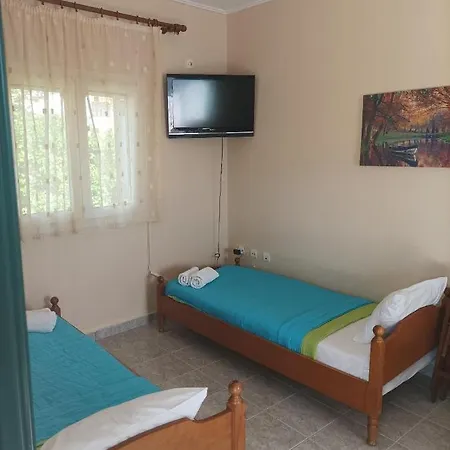 Apartment Karavaki *