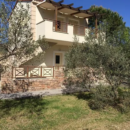Karavaki * איה אנה